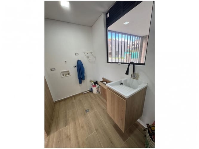 Casa de 4 alcobas en venta en El Retiro, 262 m² · foto 19 de 20