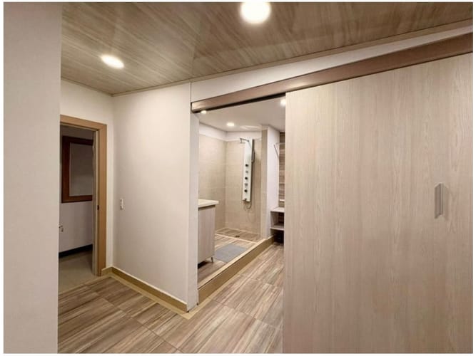 Apartamento de 3 alcobas en venta en Las Lomas, Medellín, 126 m² · foto 20 de 24
