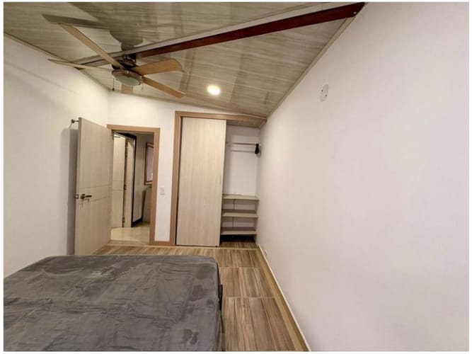 Apartamento de 3 alcobas en venta en Las Lomas, Medellín, 126 m² · foto 24 de 24