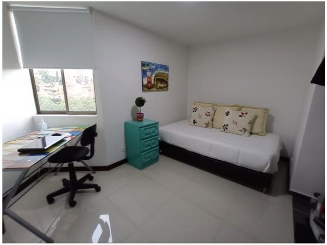 Apartamento de 3 alcobas en venta en El Poblado, Medellín, 88 m² · foto 14 de 19