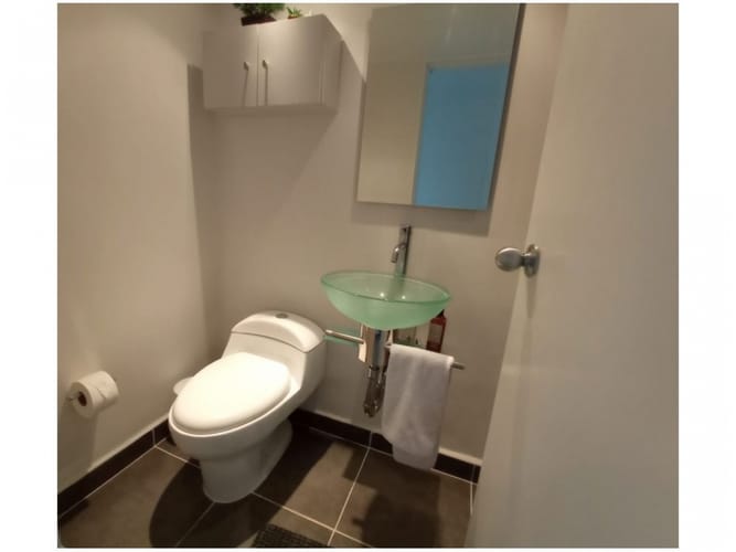 Apartamento de 3 alcobas en venta en El Poblado, Medellín, 88 m² · foto 18 de 19