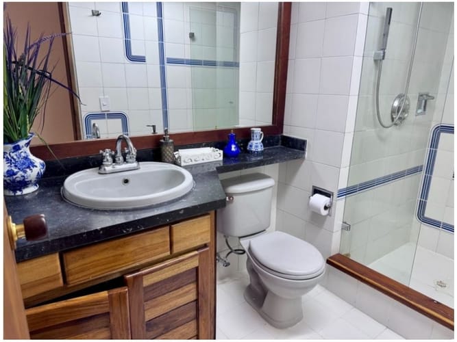 Apartamento de 3 alcobas en venta en El Poblado, Medellín, 142 m² · foto 11 de 24