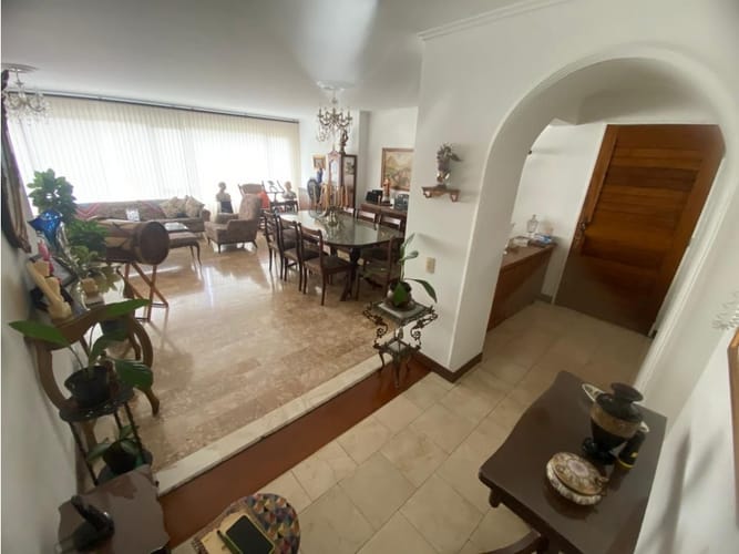 Apartamento en venta en Laureles, Medellín · foto 2 de 10