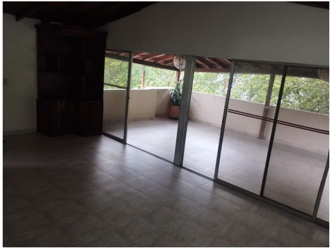 Apartamento de 4 alcobas en venta en Fátima, Medellín, 213 m² · foto 2 de 10