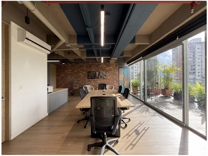 Oficina en venta en Santa María De Los Ángeles, Medellín, 97 m² · foto 2 de 20