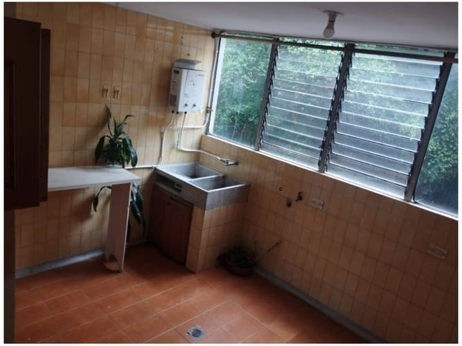 Apartamento de 4 alcobas en venta en Fátima, Medellín, 213 m² · foto 4 de 10