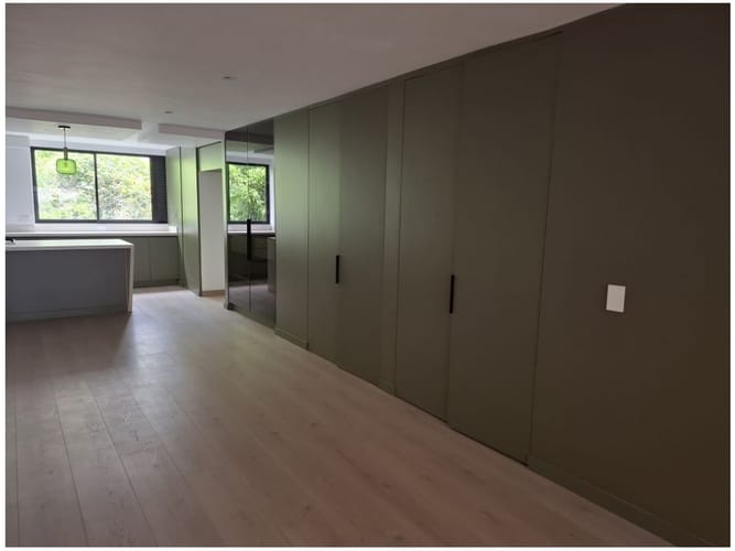 Apartamento de 3 alcobas en venta en El Poblado, Medellín, 295 m² · foto 4 de 24
