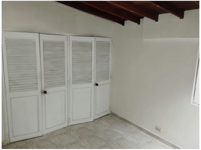 Apartamento de 4 alcobas en venta en Fátima, Medellín, 213 m² · foto 8 de 10