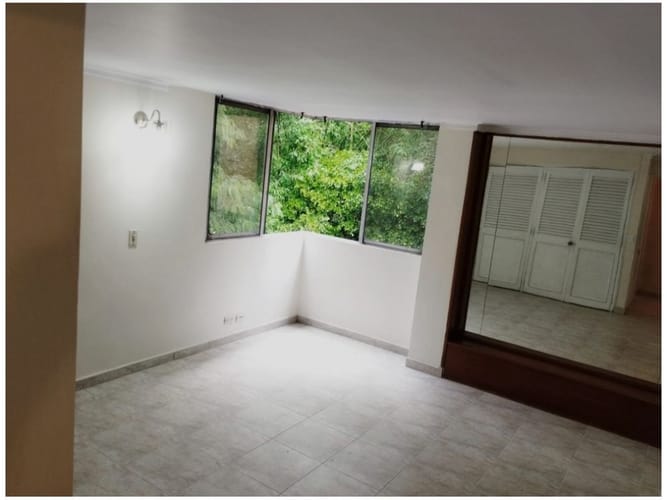 Apartamento de 4 alcobas en venta en Fátima, Medellín, 213 m² · foto 9 de 10