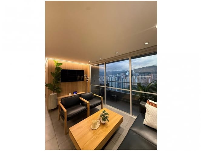 Apartamento de 20 alcobas en venta en Pan De Azucar, Sabaneta, 77 m² · foto 3 de 15