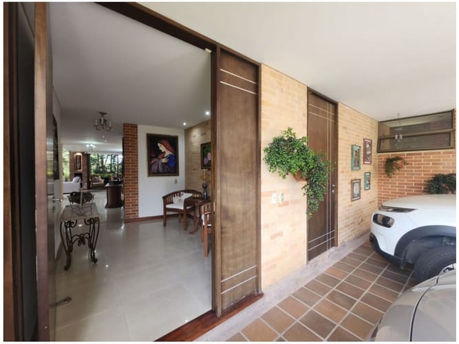 Casa de 4 alcobas en venta en Loma Del Escobero, Envigado, 480 m² · foto 13 de 24