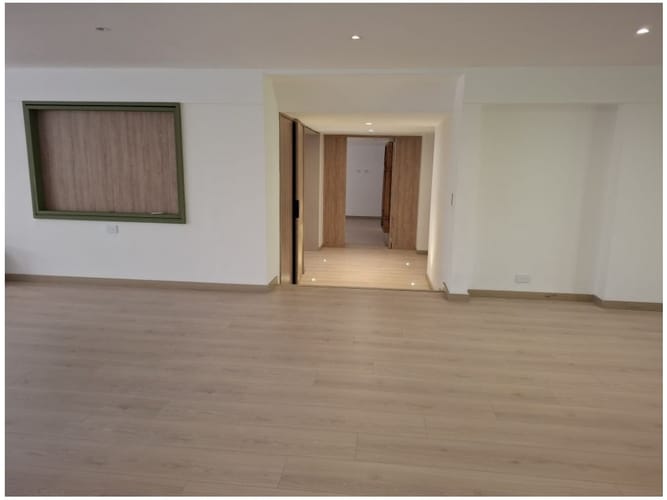 Apartamento de 3 alcobas en venta en El Poblado, Medellín, 295 m² · foto 16 de 24