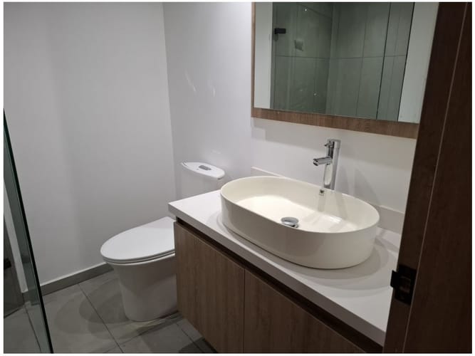 Apartamento de 3 alcobas en venta en El Poblado, Medellín, 295 m² · foto 23 de 24