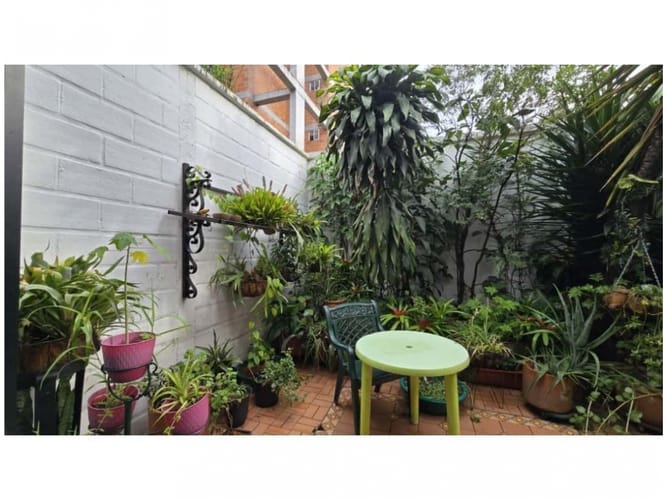 Casa de 8 alcobas en venta en Belen La Palma, Medellín, 489 m² · foto 2 de 24