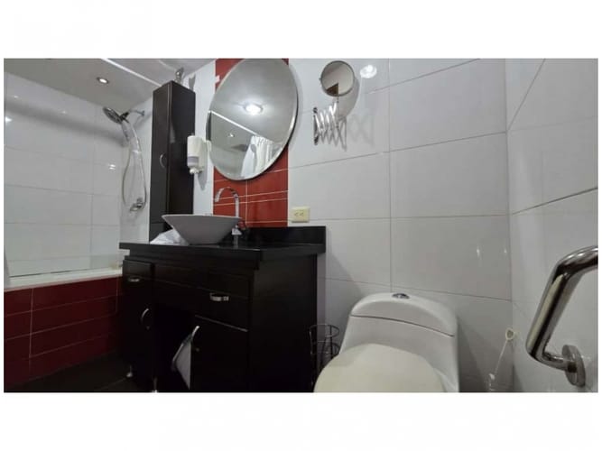 Casa de 8 alcobas en venta en Belen La Palma, Medellín, 489 m² · foto 17 de 24