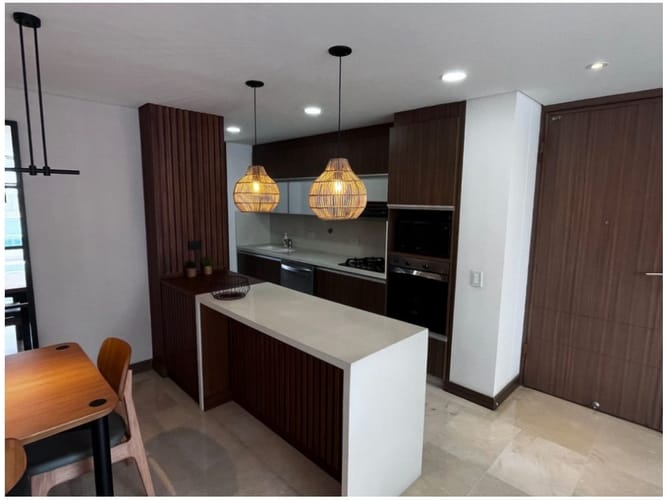 Apartamento de 3 alcobas en venta en Laureles, Medellín, 134 m² · foto 8 de 19