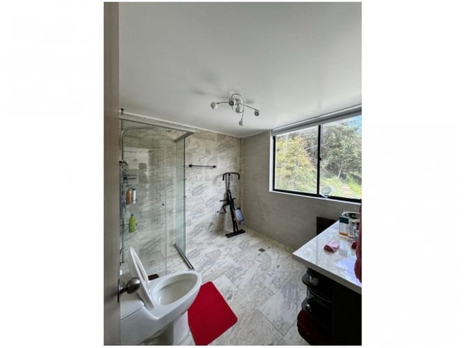 Casa de 4 alcobas en venta en Loma Del Escobero, Envigado, 220 m² · foto 11 de 24