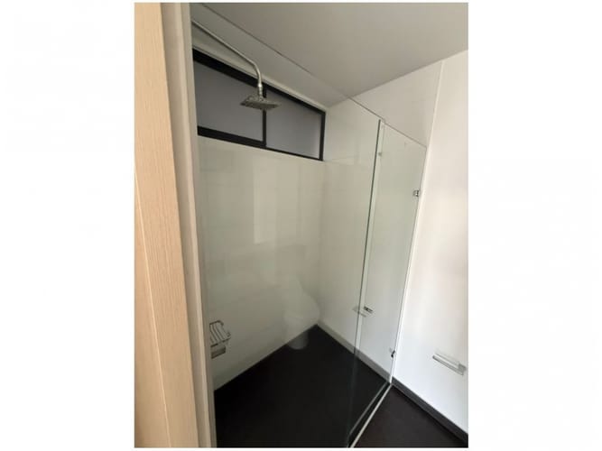 Apartamento en venta en El Poblado, Medellín · foto 5 de 17