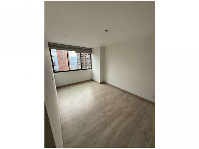 Apartamento en venta en El Poblado, Medellín · foto 8 de 17