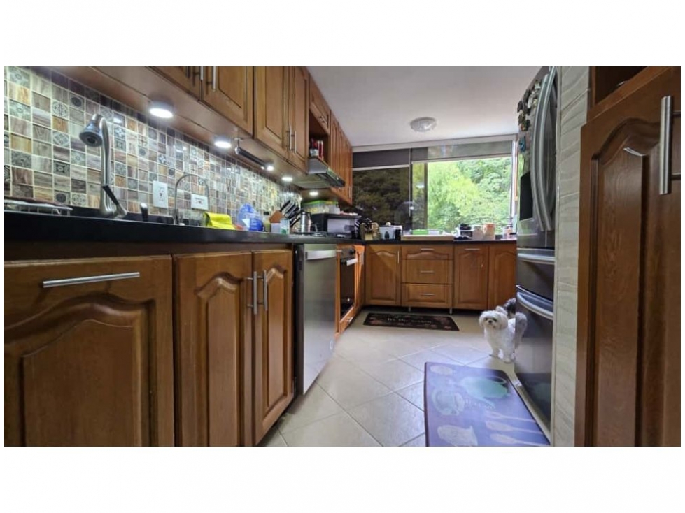 Apartamento en venta en El Poblado, Medellín · foto 10 de 24