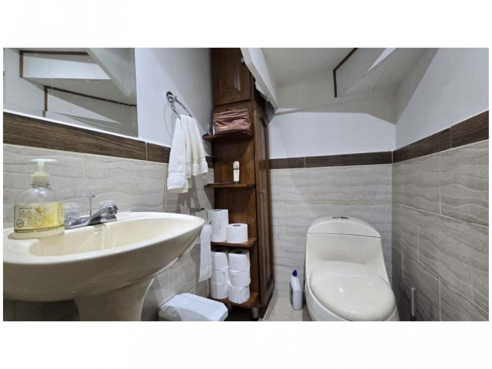 Apartamento en venta en El Poblado, Medellín · foto 13 de 24