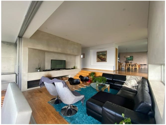Casa de 3 alcobas en venta en El Poblado, Medellín, 530 m² · foto 9 de 24