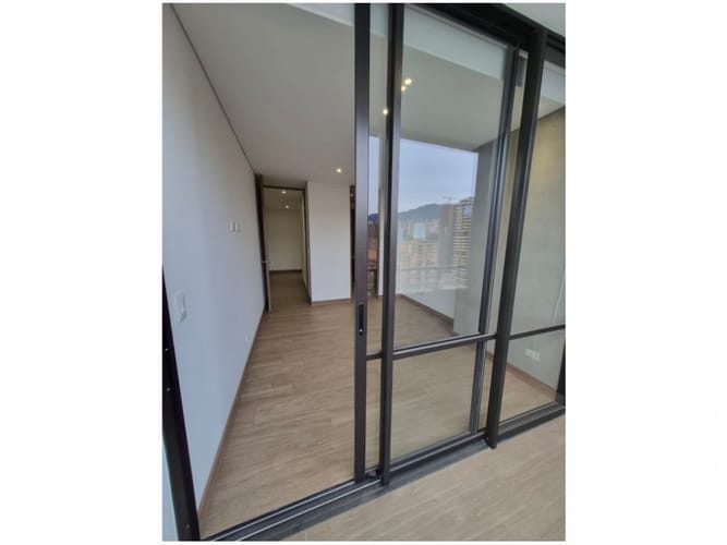 Apartamento en venta en El Poblado, Medellín · foto 6 de 21