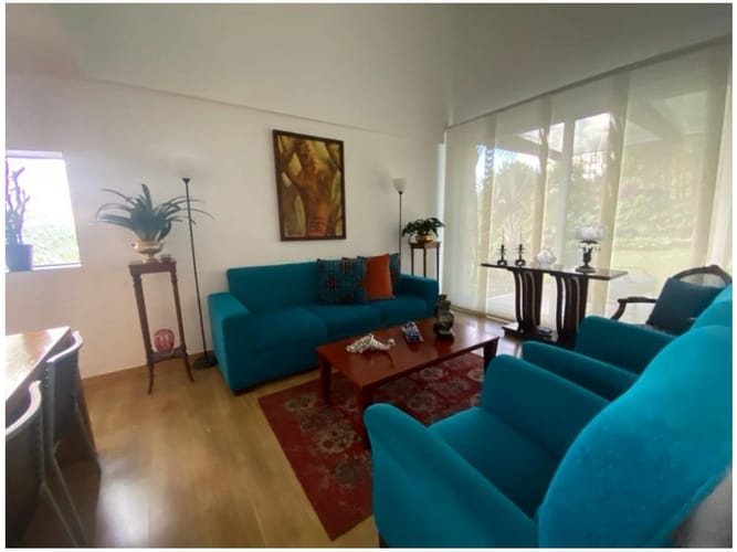 Casa de 3 alcobas en venta en El Poblado, Medellín, 530 m² · foto 13 de 24
