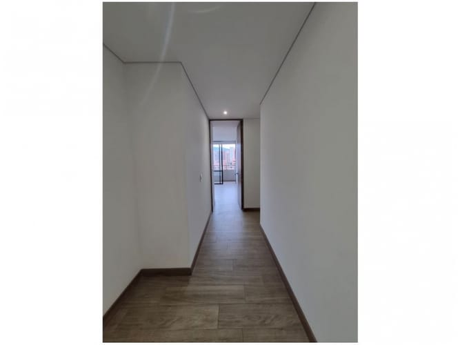 Apartamento en venta en El Poblado, Medellín · foto 12 de 21