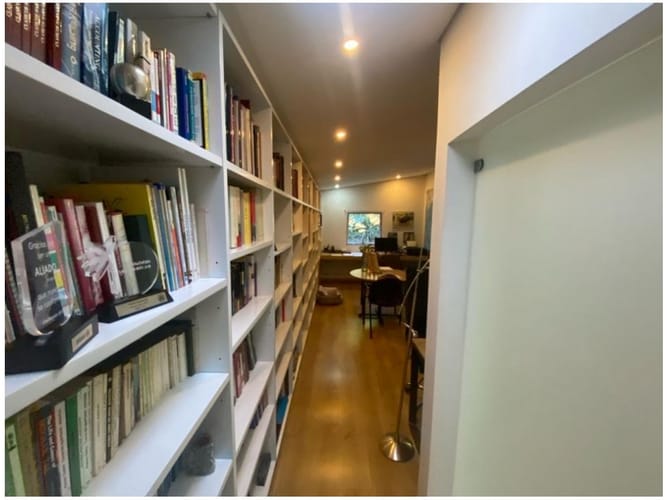 Casa de 3 alcobas en venta en El Poblado, Medellín, 530 m² · foto 23 de 24