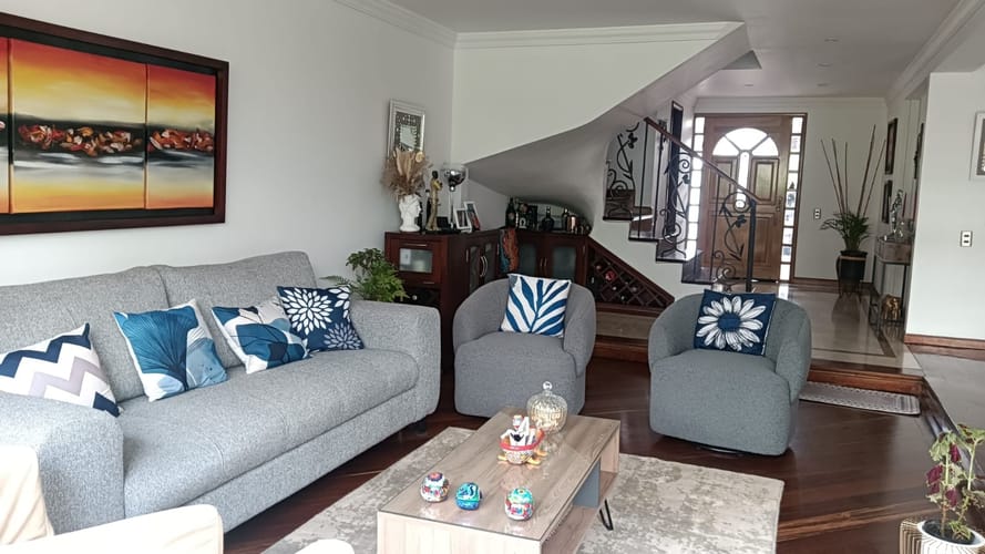 Casa en venta en Calatrava, Bogotá · foto 2 de 24