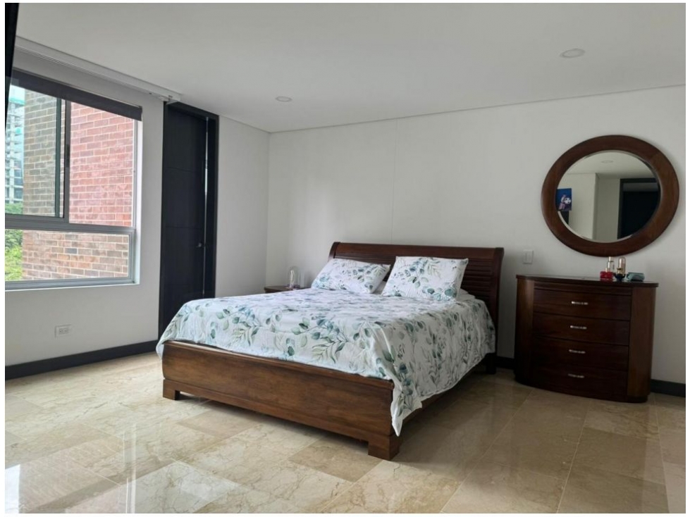 Apartamento en venta en El Poblado, Medellín · foto 9 de 12