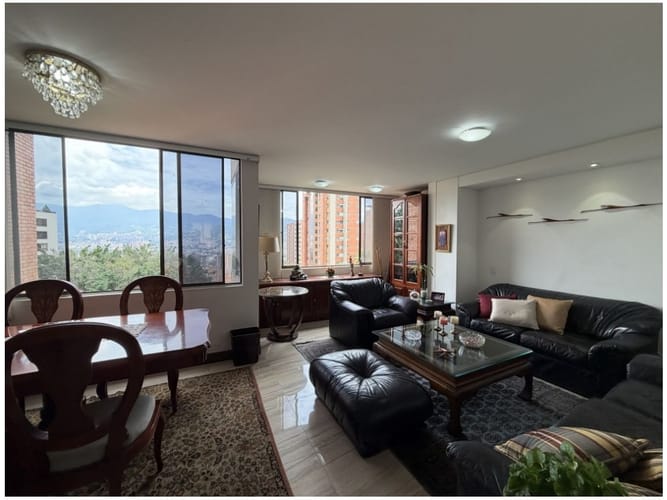 Apartamento de 3 alcobas en venta en El Poblado, Medellín, 105 m² · foto 2 de 20