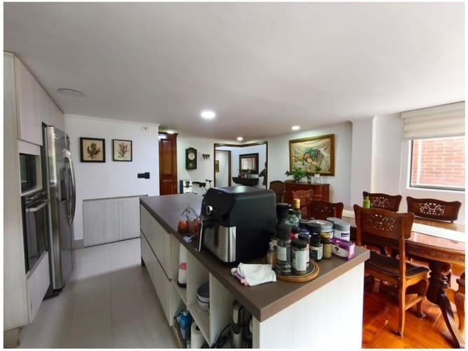Casa de 4 alcobas en venta en Las Lomas, Medellín, 294 m² · foto 8 de 24