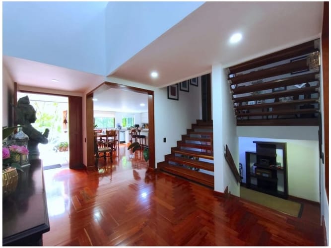 Casa de 4 alcobas en venta en Las Lomas, Medellín, 294 m² · foto 10 de 24