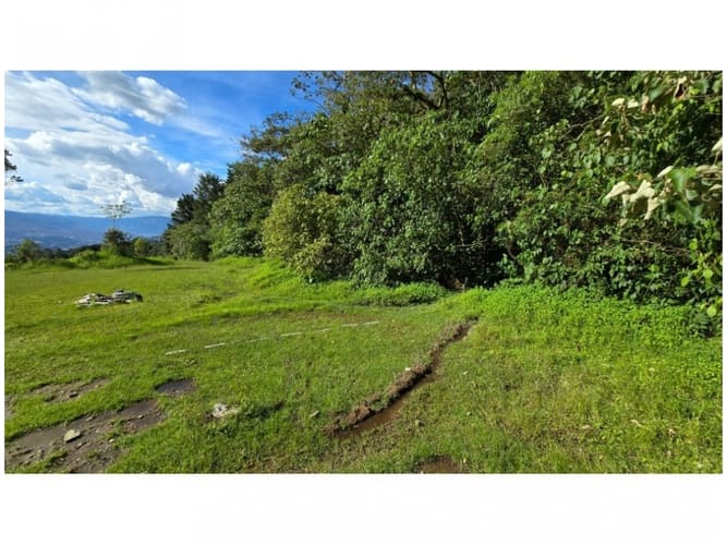 Lote en venta en Loma Del Escobero, Envigado, 6400 m² · foto 9 de 14