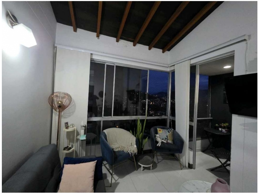 Apartamento en venta en El Esmeraldal, Envigado · foto 2 de 10