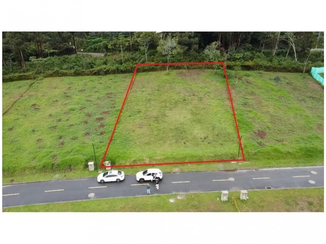 Lote en venta en El Tambo, La Ceja, 1421 m² · foto 8 de 9