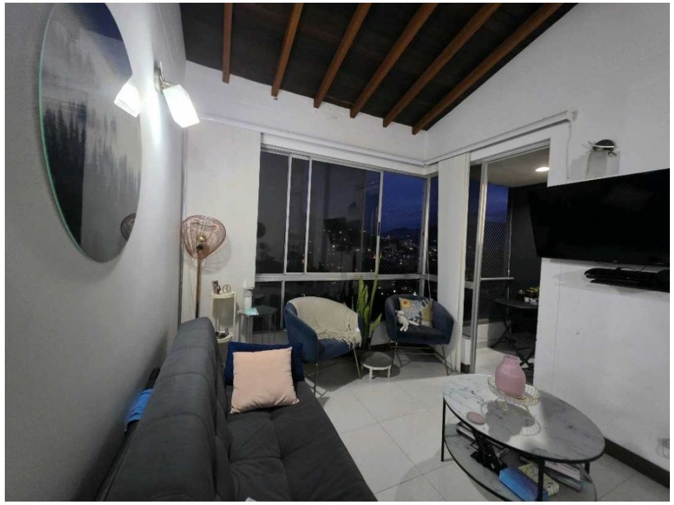 Apartamento en venta en El Esmeraldal, Envigado · foto 3 de 10