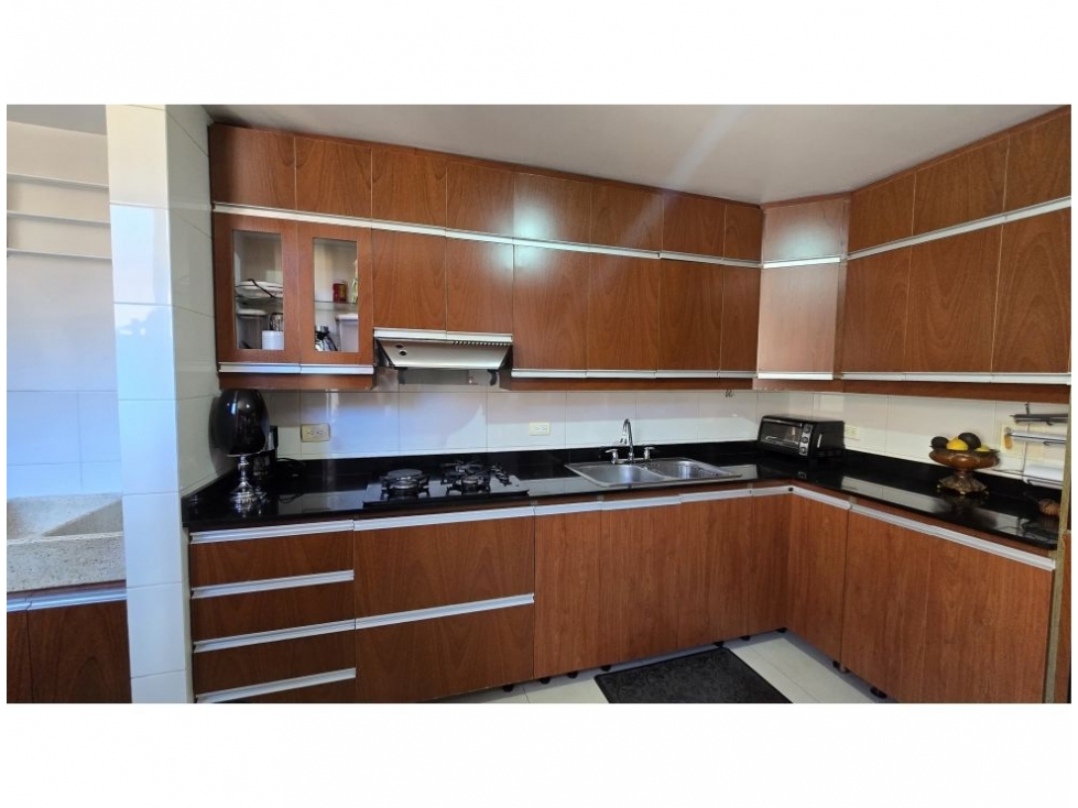 Apartamento en venta en Loma Benedictinos, Envigado · foto 4 de 24