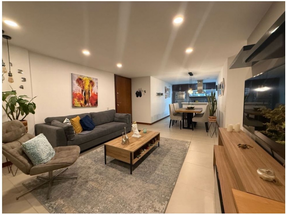 Apartamento en venta en Loma Benedictinos, Envigado · foto 3 de 24
