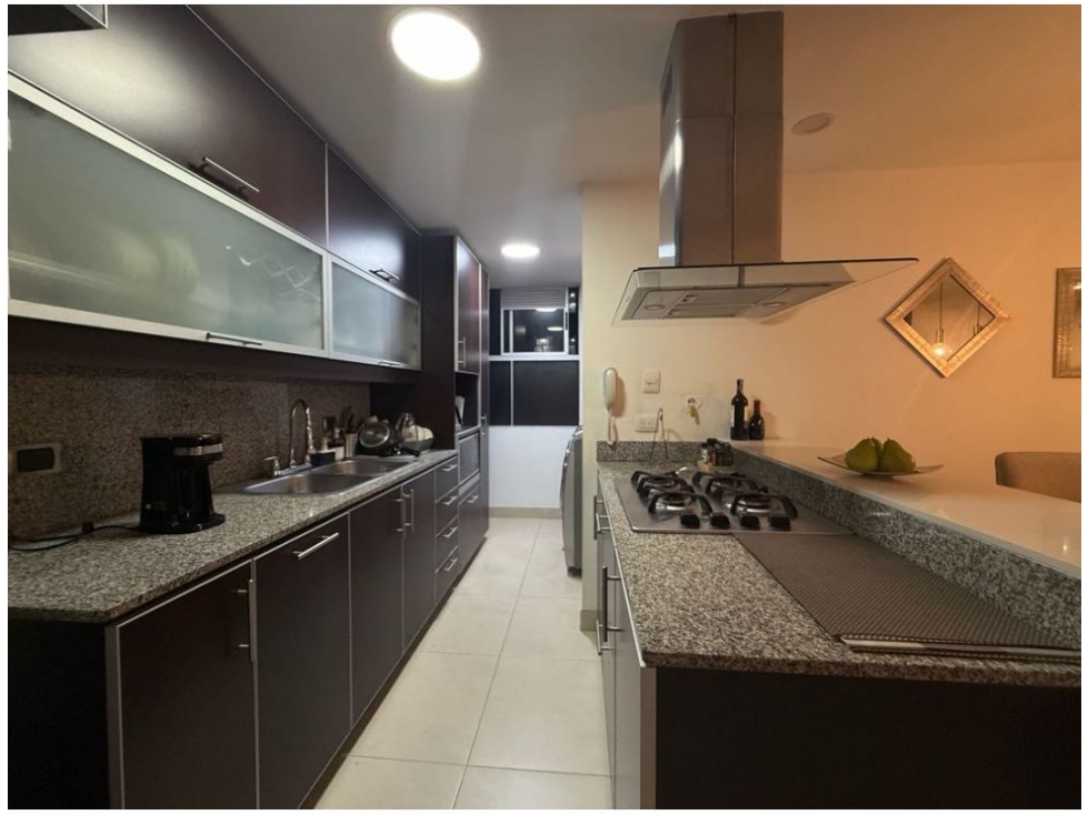 Apartamento en venta en Loma Benedictinos, Envigado · foto 7 de 24