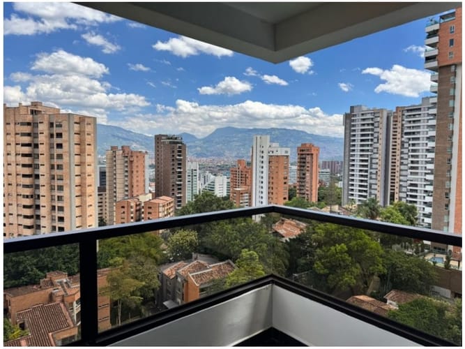 Apartamento de 4 alcobas en venta en El Poblado, Medellín, 277 m² · foto 12 de 24