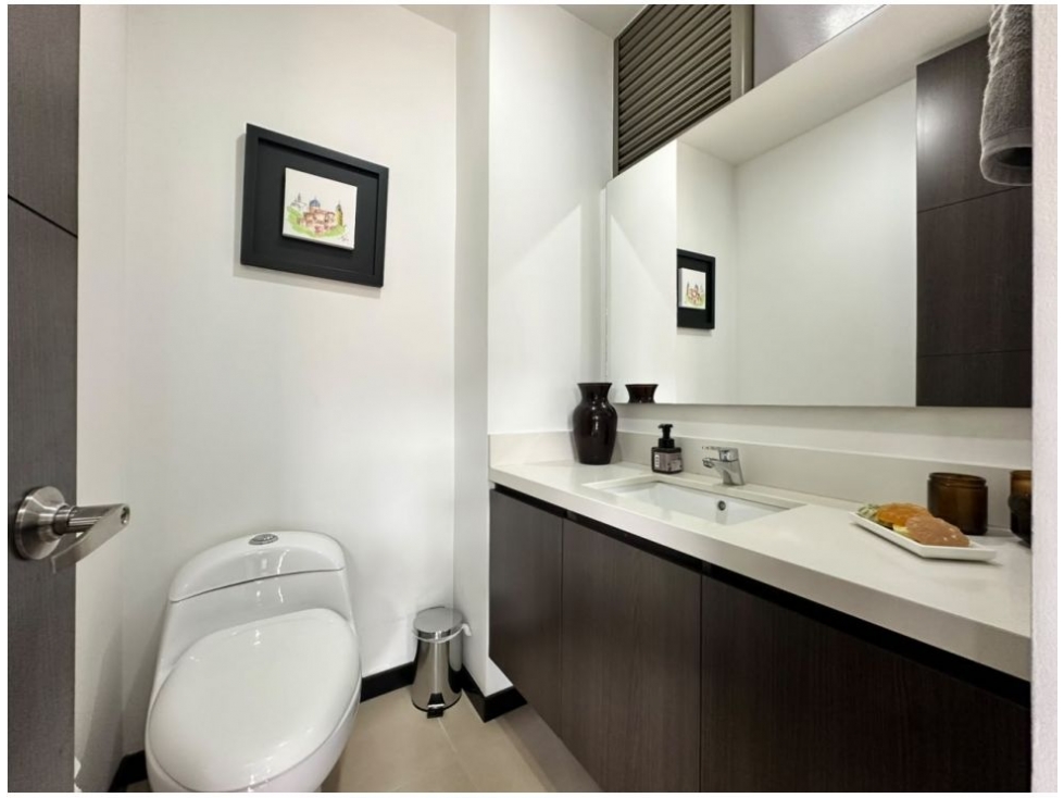 Apartamento en venta en El Poblado, Medellín · foto 5 de 24