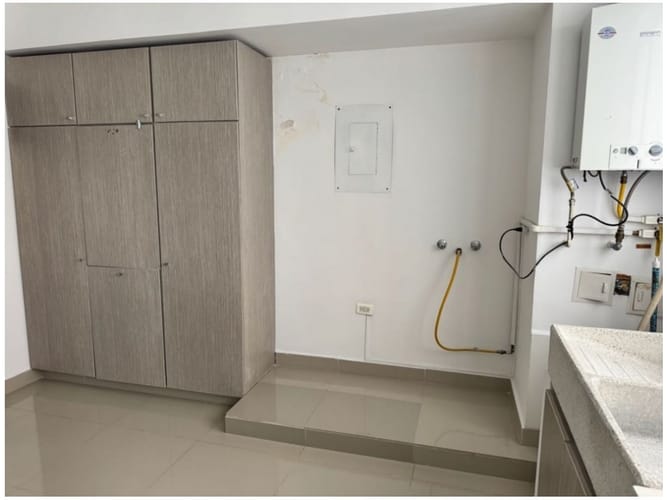 Apartamento de 4 alcobas en venta en El Poblado, Medellín, 277 m² · foto 17 de 24