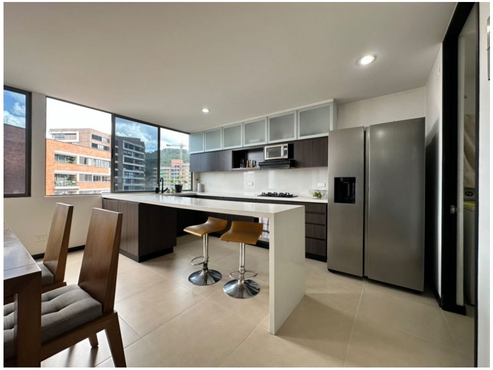 Apartamento en venta en El Poblado, Medellín · foto 11 de 24