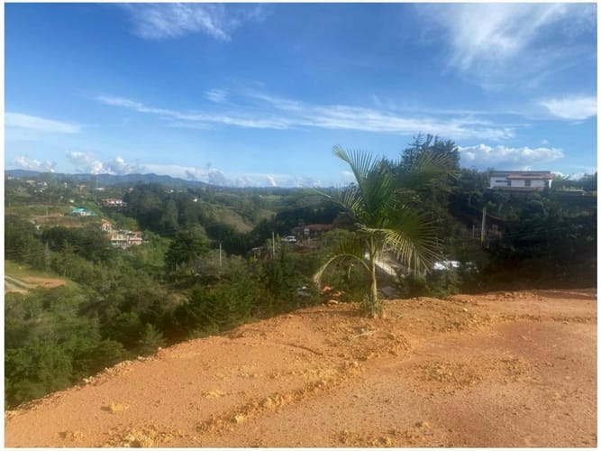 Lote en venta en Santa Barbara, Rionegro, 10040 m² · foto 2 de 5