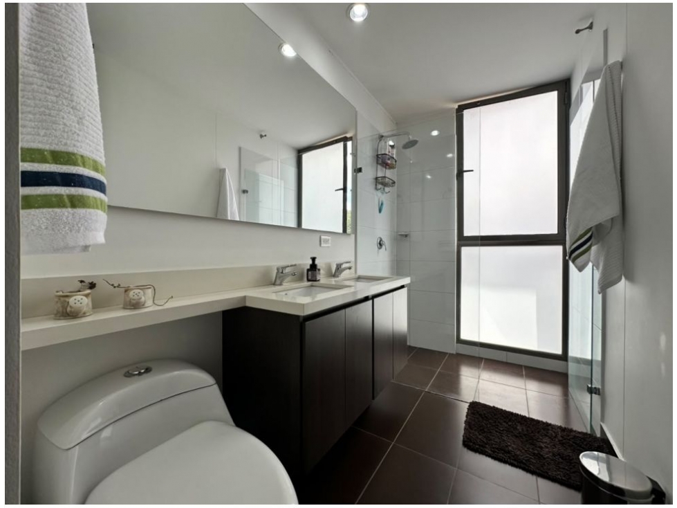 Apartamento en venta en El Poblado, Medellín · foto 20 de 24