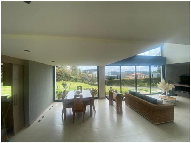 Casa de 7 alcobas en venta en Las Palmas, Envigado, 500 m² · foto 5 de 24
