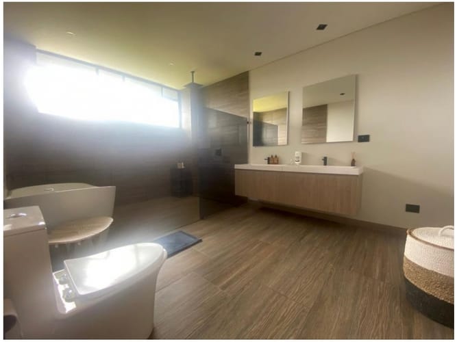 Casa de 7 alcobas en venta en Las Palmas, Envigado, 500 m² · foto 16 de 24